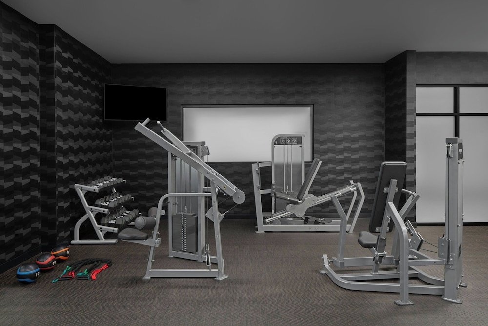 AC Hotel Lansing University Area - photo 24