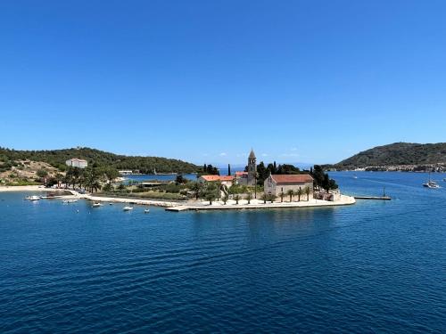 Karla — Vis — photo 2
