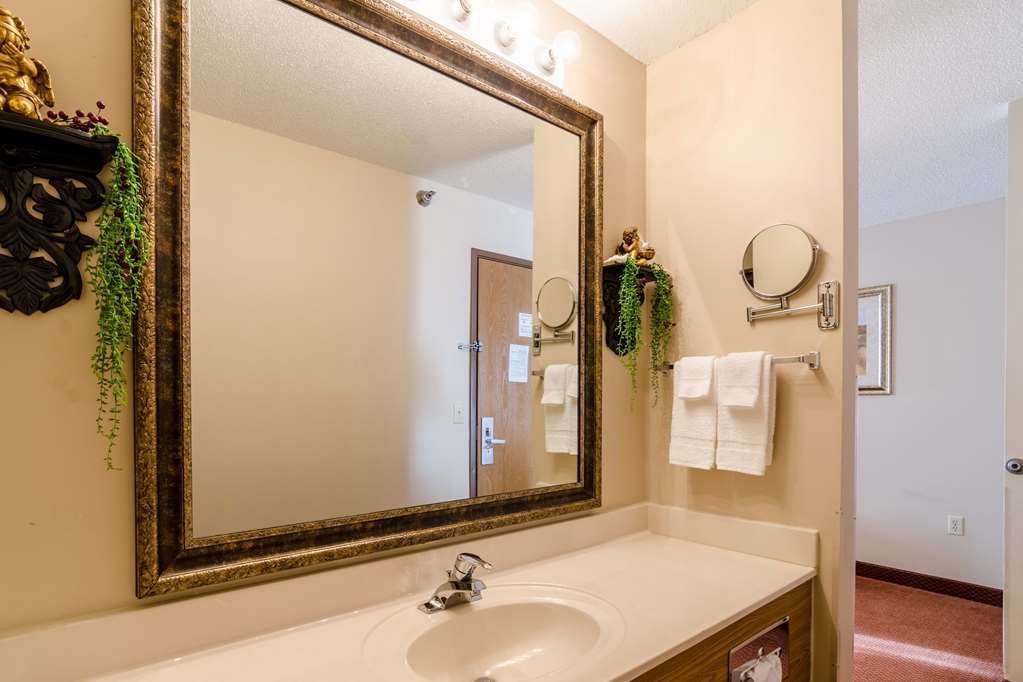 Quality Inn Alliance NE - photo 37