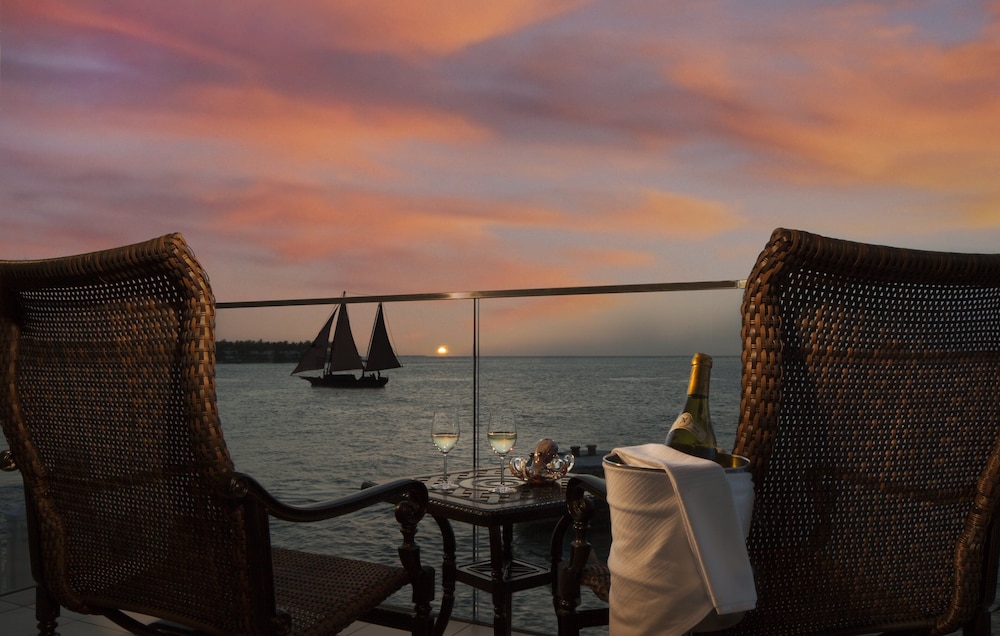Pier House Resort & Spa - photo 49
