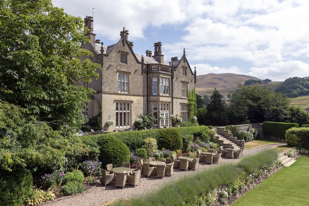 Falcon Manor Hotel in Settle, United Kingdom