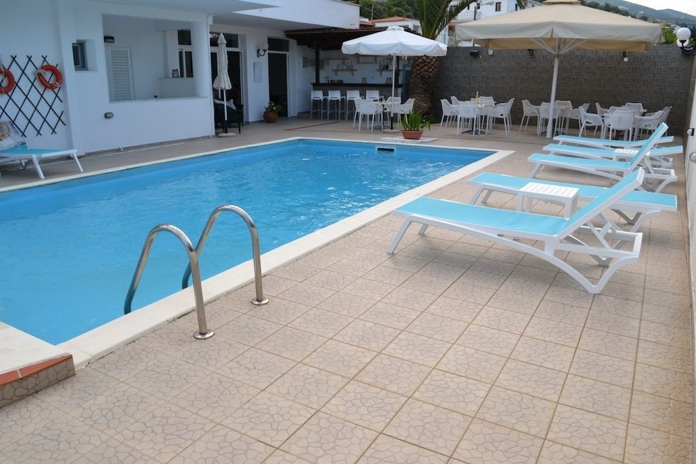Ifigenia Hotel - last minute hotel in Skiathos