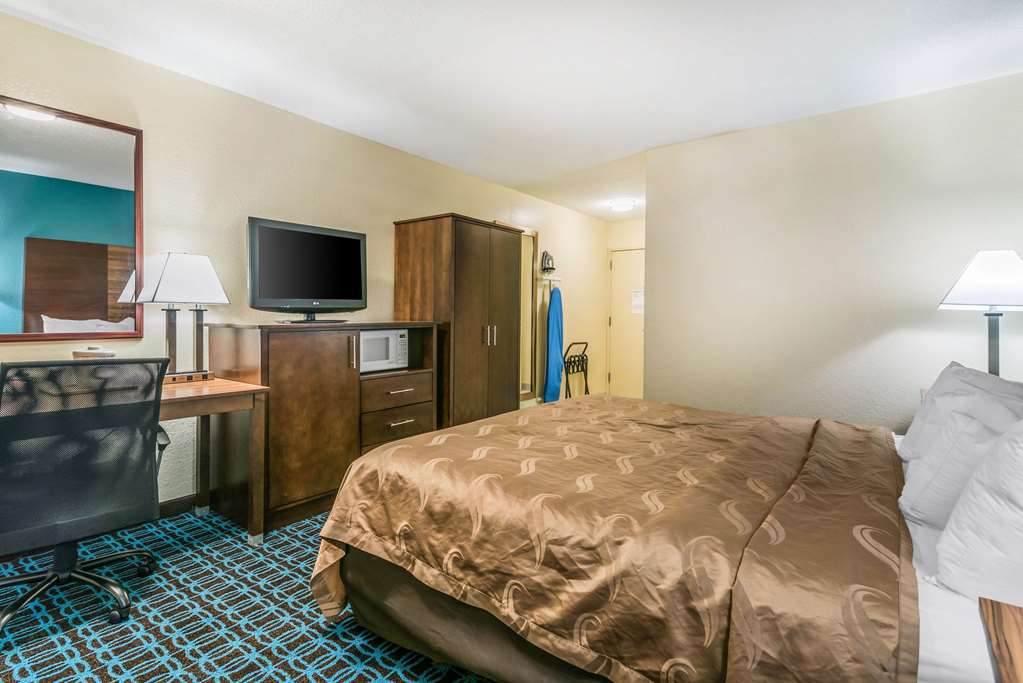 Quality Inn Loudon Concord - photo 8