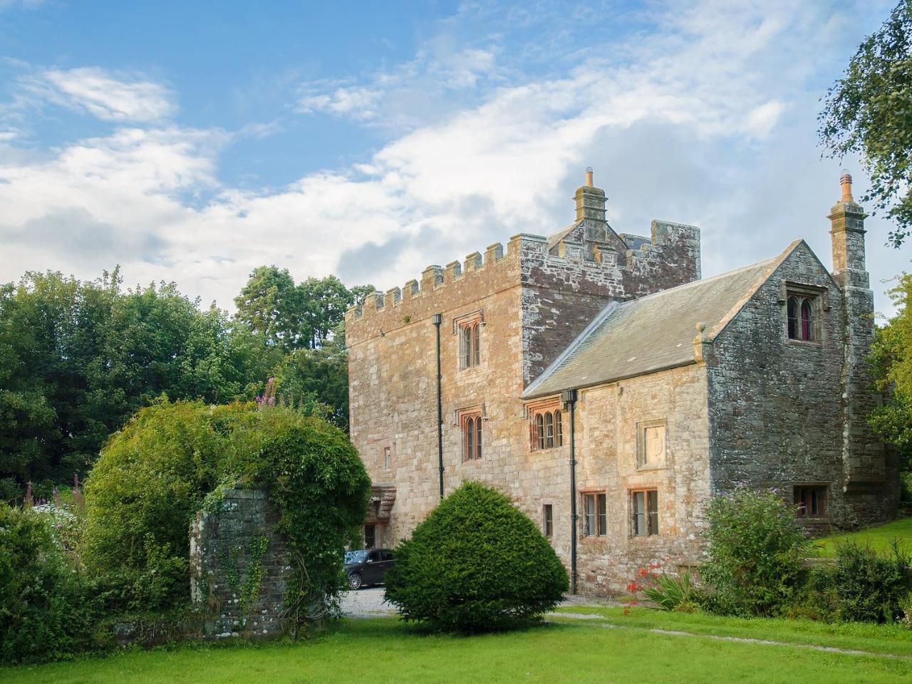 Whitehall Pele Tower - last minute hotel in Unknown City