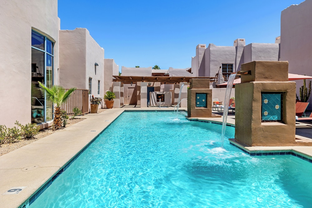 Lodge on the Desert - photo 71
