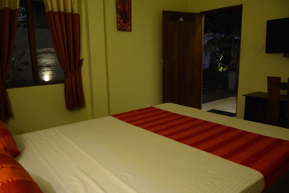 Hotel Thilon — Negombo — photo 4