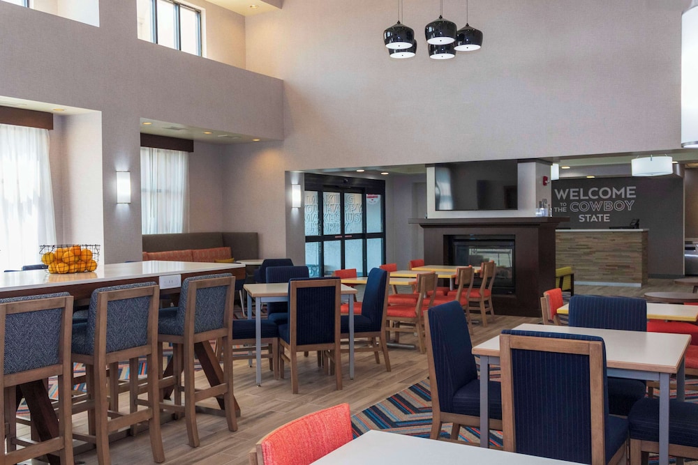 Hampton Inn & Suites Riverton - photo 3