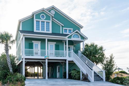 Emerald Breeze by Oak Island Accommodations - photo 14