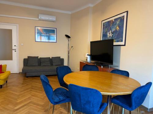 The Essence of Lodz 15ppl Free Parking — 4-Star Luxury Hotel in Lodz, Poland