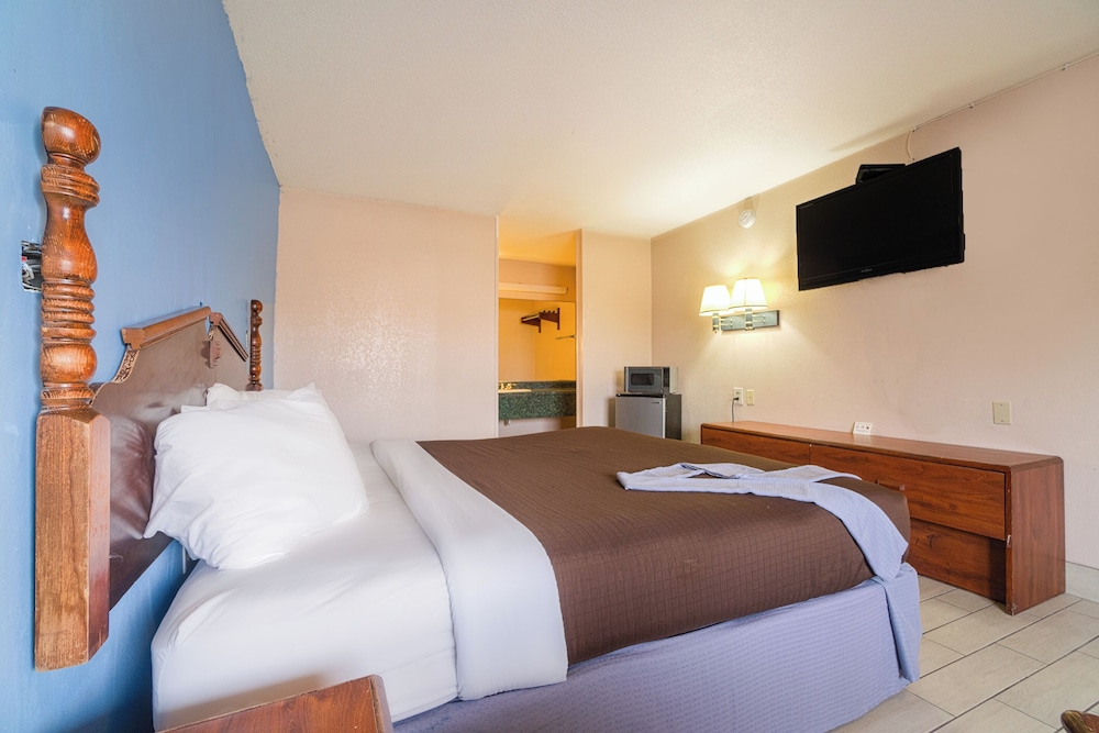 Regency Inn Three Rivers I 37 - photo 8