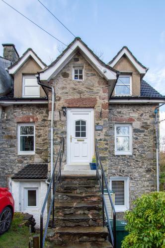 4 Still Brae — Tarbert