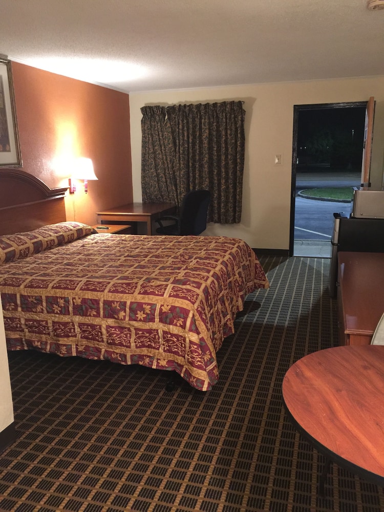 Ingleside Motel - photo 5