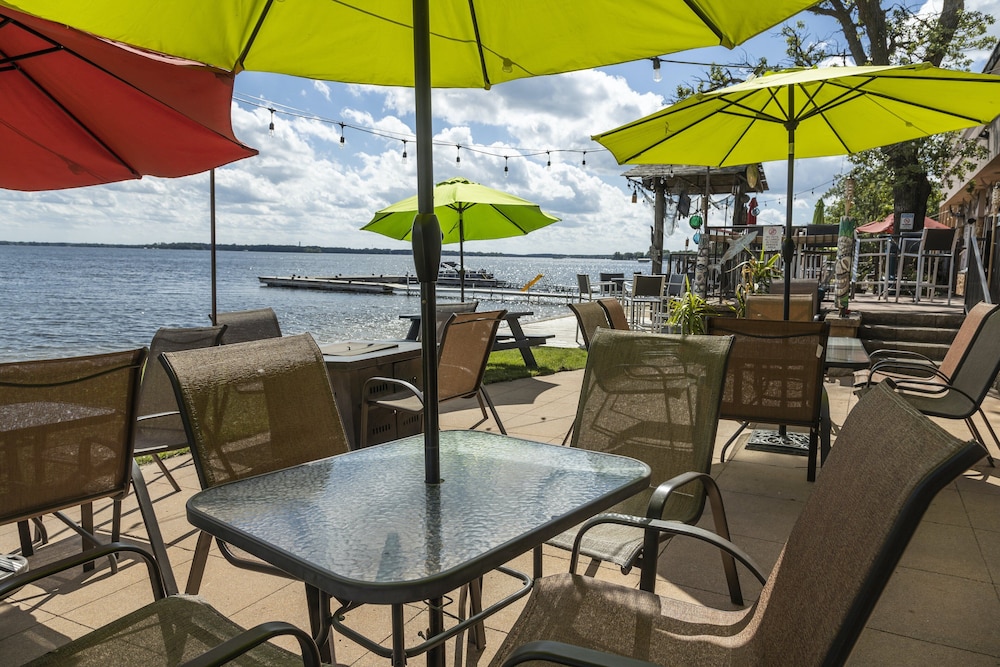 Holiday Inn Detroit Lakes by IHG - photo 47