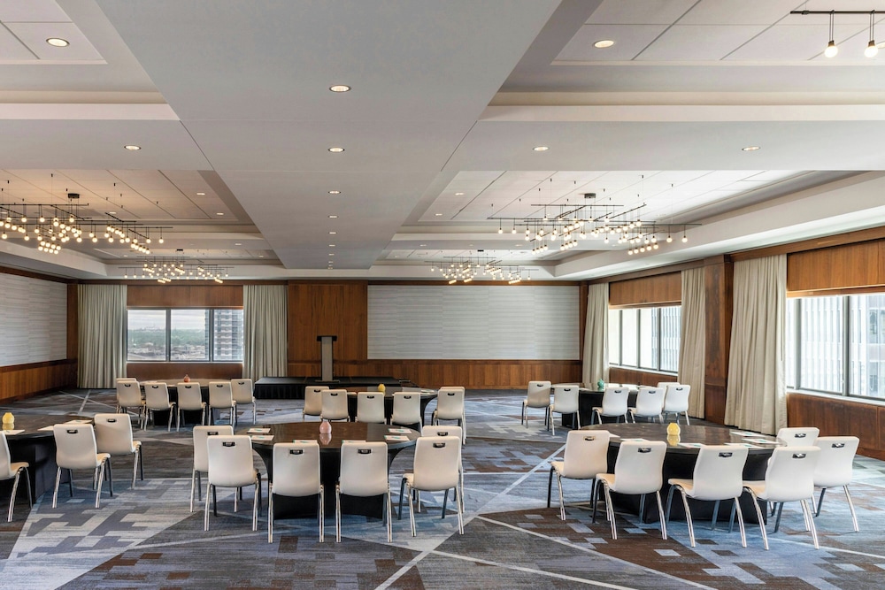 Le Meridien Houston Downtown - photo 50