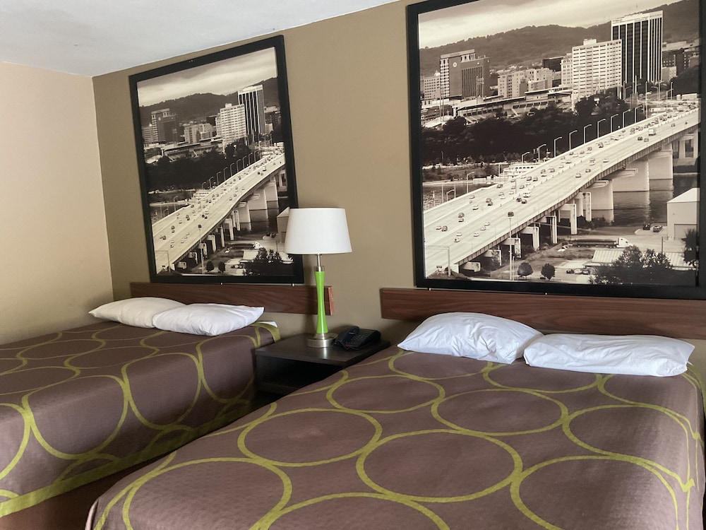 Super 8 by Wyndham Chattanooga East Ridge - photo 28