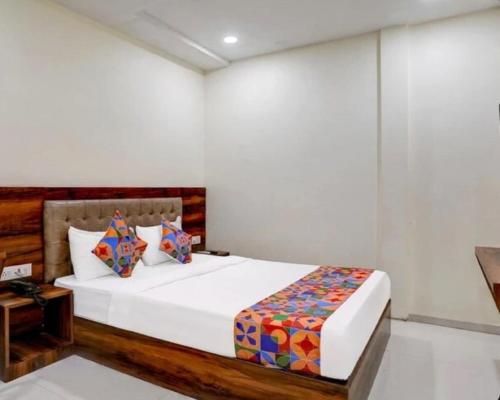 Hotel Golden Sands Inn Aslpha