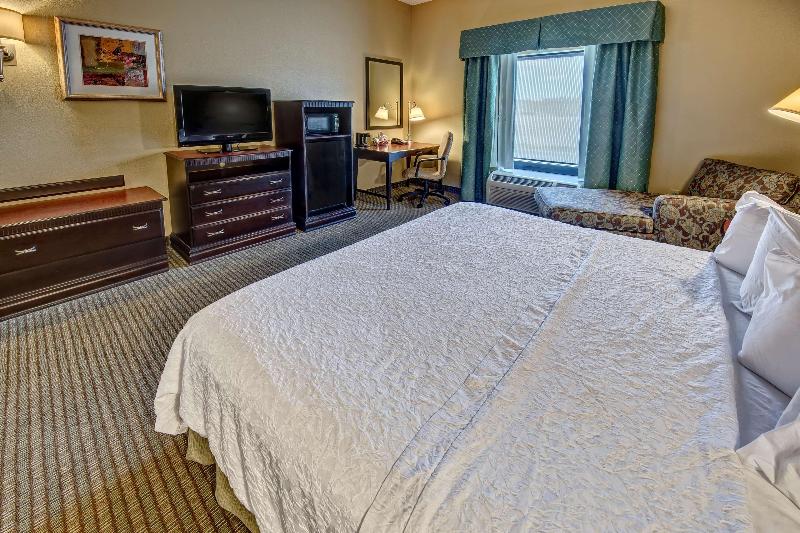 Hampton Inn Rochester Irondequoit - photo 49