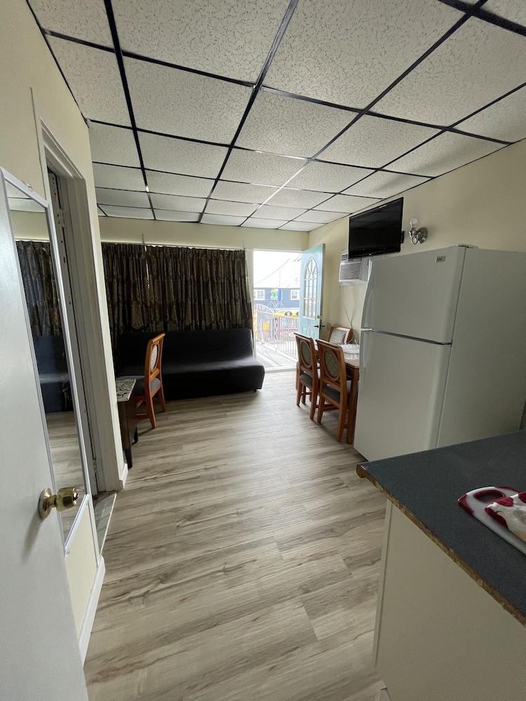 Searay Motel - photo 15