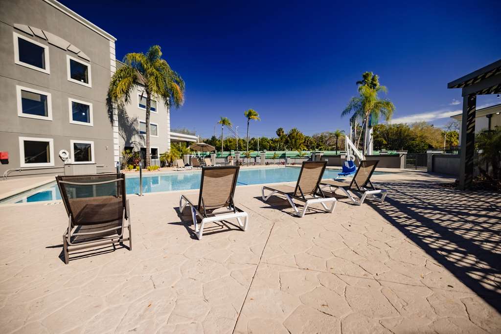 La Quinta Inn by Wyndham Tampa Near Busch Gardens - photo 18