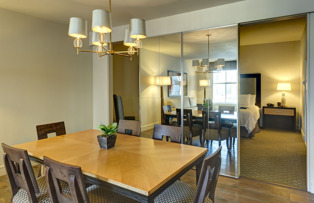 Hampton Inn & Suites New Orleans Downtown - photo 53
