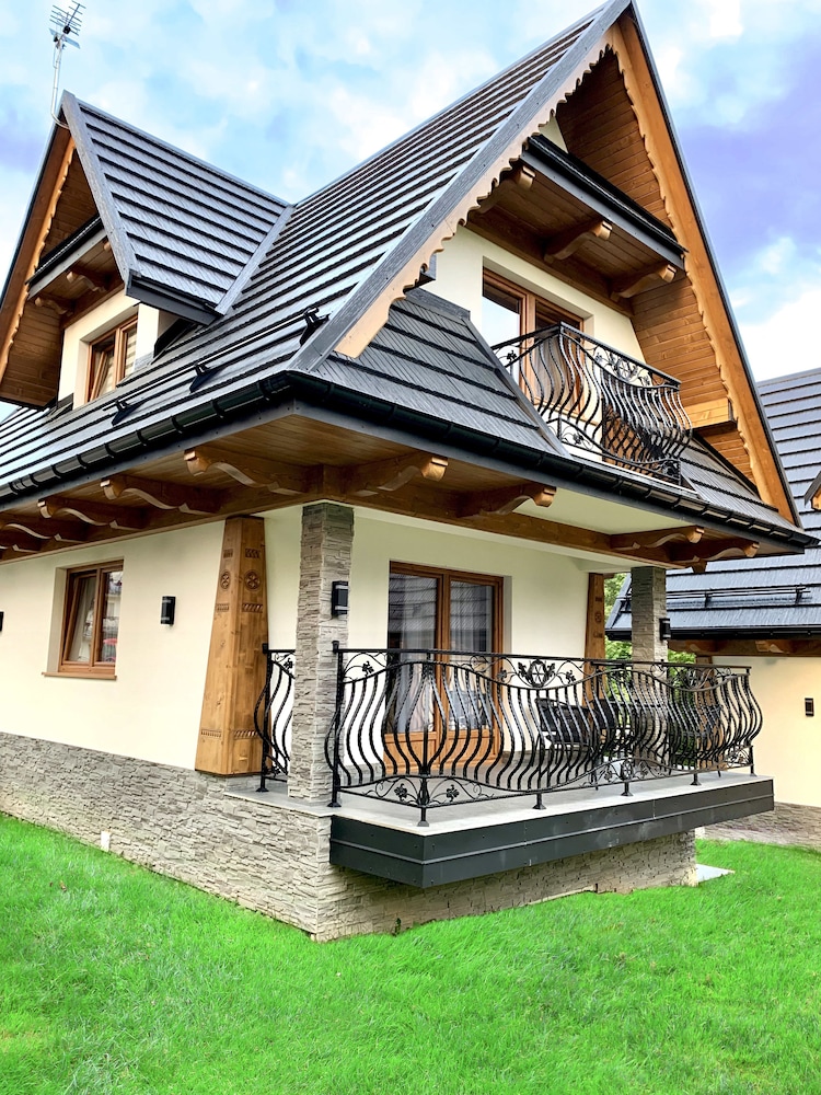 Domki przy Potoku in Poronin, Poland