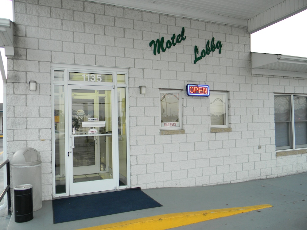 Fairfax Motel - photo 19
