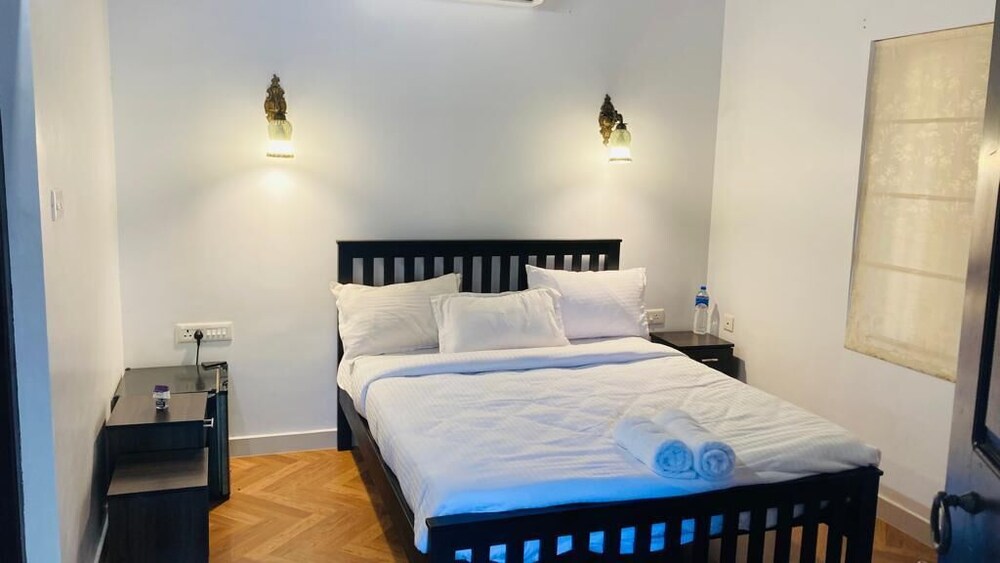 Geo Holiday Homes