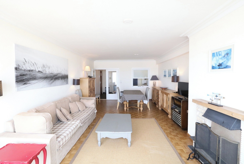 Apartment in Knokke by the North Sea — 4-Star Luxury Hotel in Knokke-Heist, Belgium