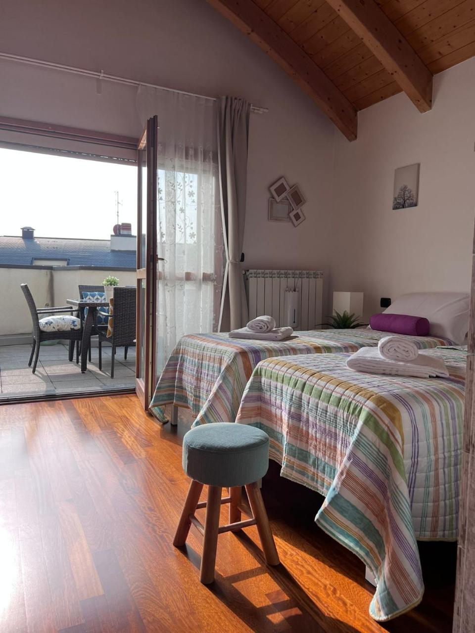 Bnbook Volta52 — 4-Star Luxury Hotel in Rho, Italy