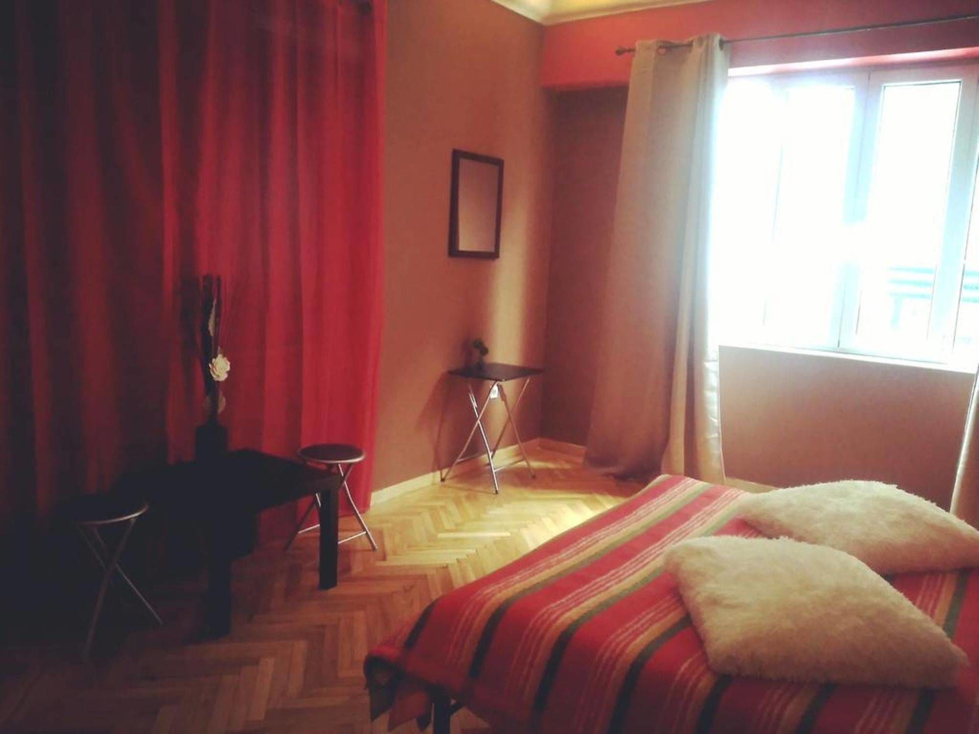 The Dionysos Inn - last minute hotel in Athens