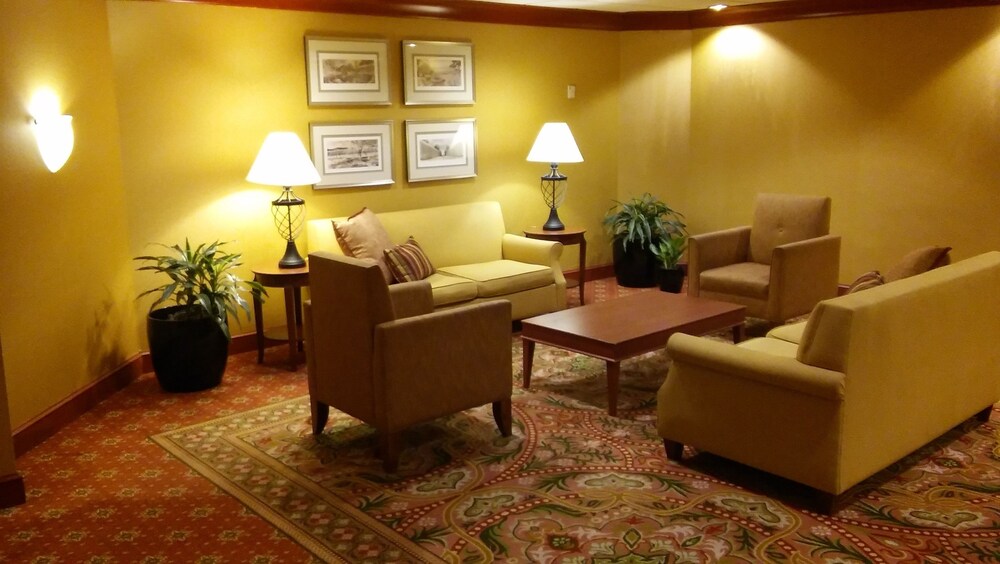Red Lion Hotel Hartford - photo 5