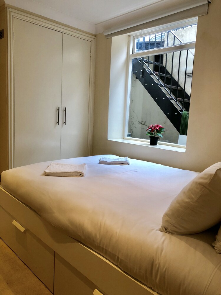 Pimlico Apartment — 4-Star Luxury Hotel in London, United Kingdom