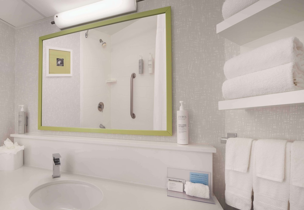 Hampton Inn Southlake - photo 13