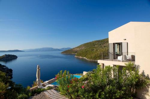 Villa Kastos — 4-Star Luxury Hotel in Vasiliki, Greece