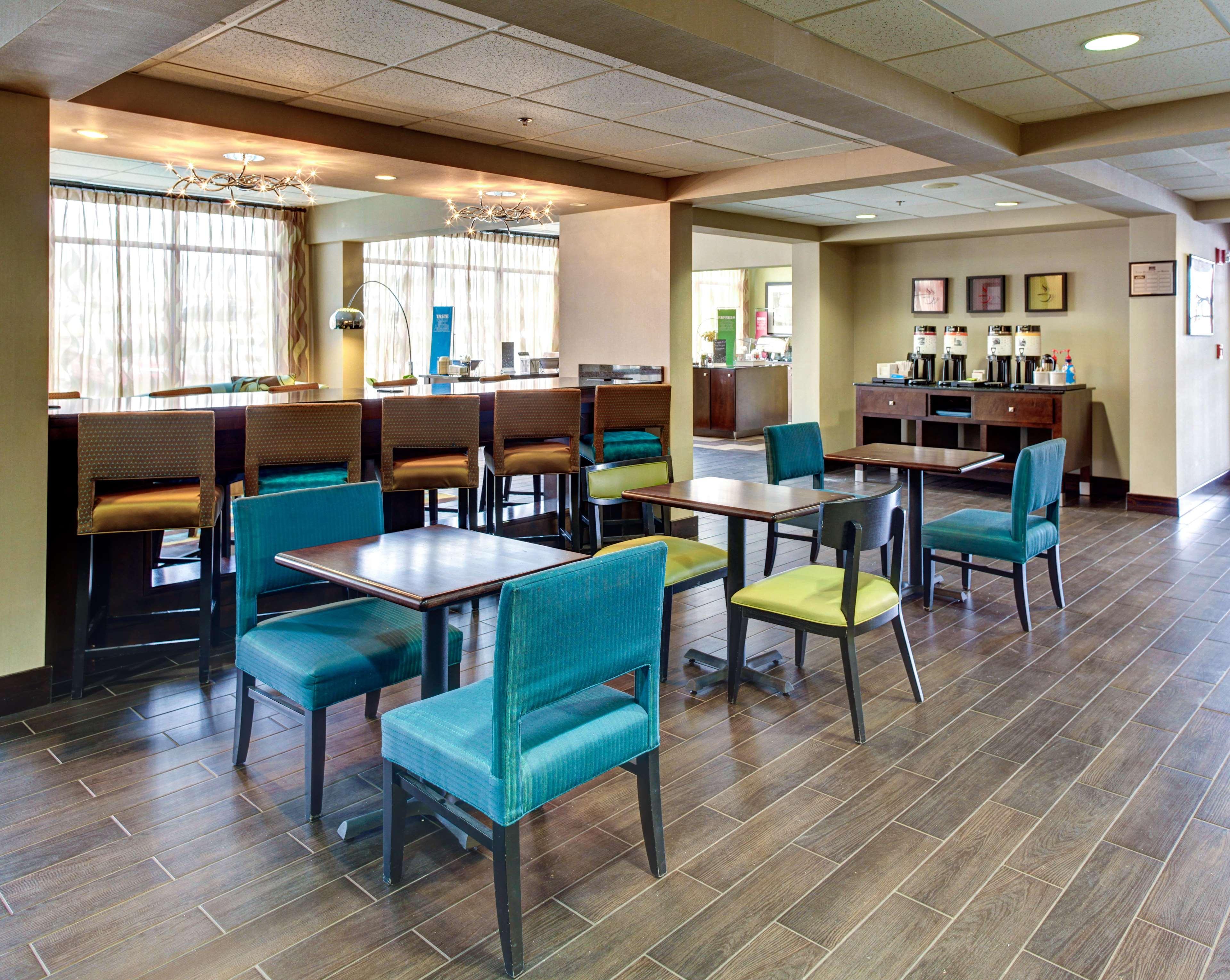 Hampton Inn & Suites Fultondale Birmingham I 65 AL - photo 36