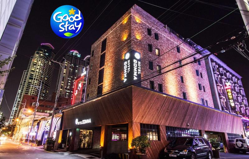 Comma Hotel Seomyeon - carbon neutral hotel in Busan