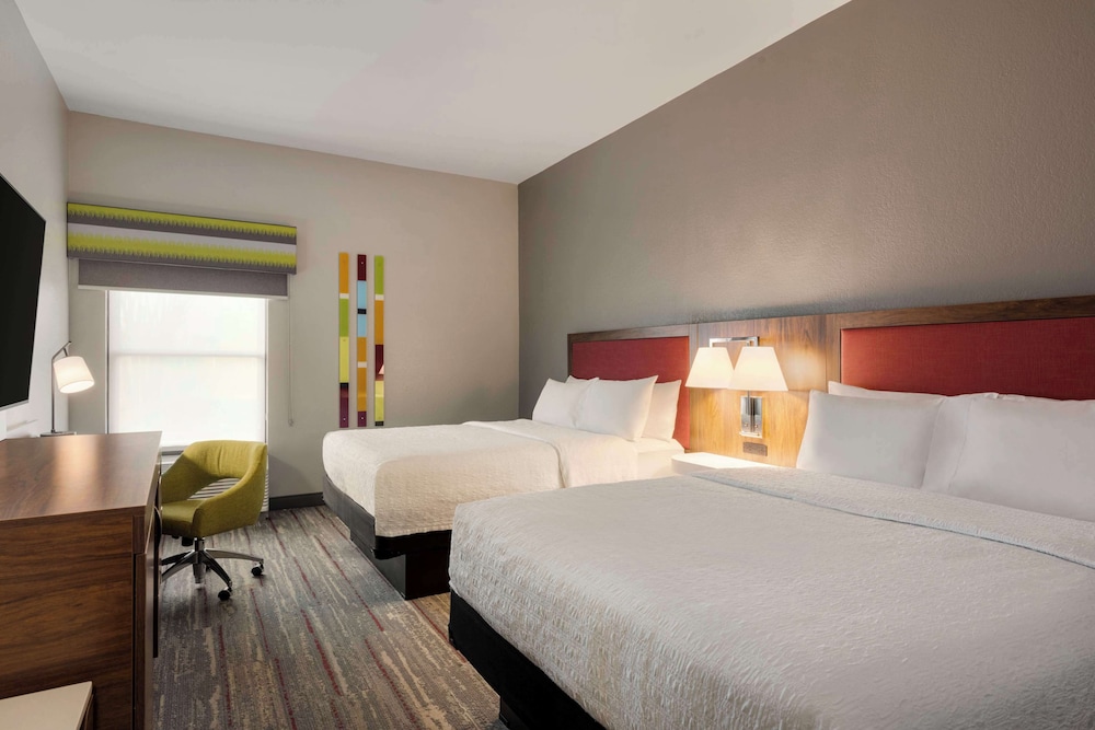 Hampton Inn Starkville Mississippi State University - photo 7