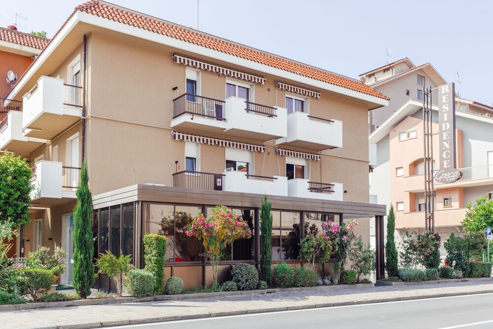 Ferienhaus Riesling — hotel in Hassloch