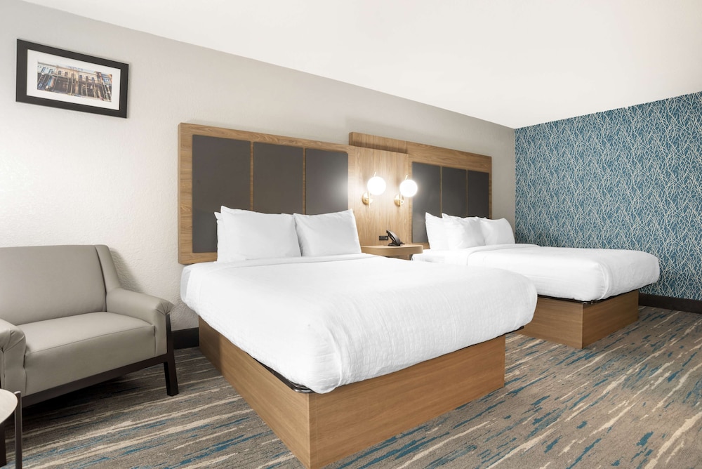 Best Western Plus Mobile Inn & Suites - photo 15