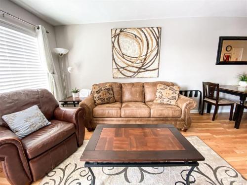 Inn Building Condo 204 — 4-Star Luxury Hotel in Garden City, United States