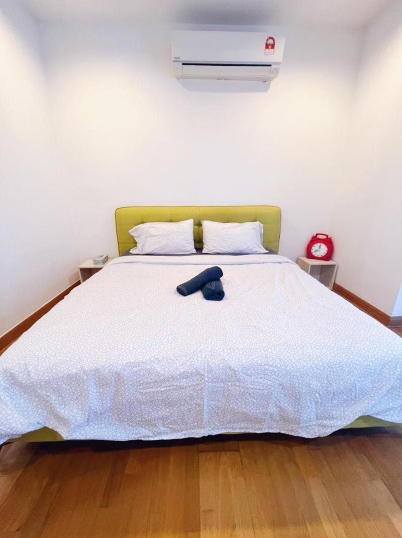 Connected train 1 Bedroom ABOVE MALL 16 — 4-Star Luxury Hotel in Kuala Lumpur, Malaysia