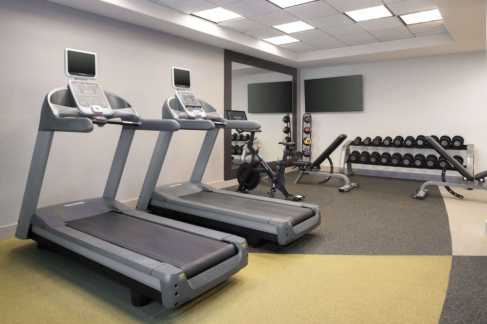 Hilton Garden Inn Fontana - photo 31
