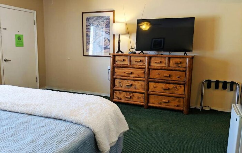 Paiute Trails Inn - photo 3