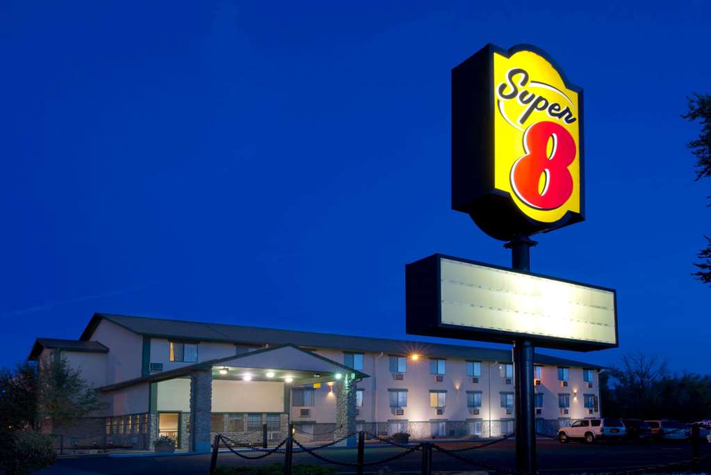 Super 8 by Wyndham Cortez Mesa Verde Area - photo 3