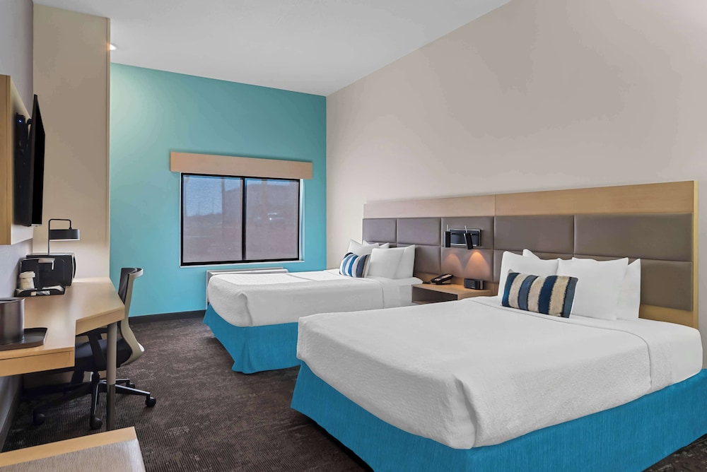 Best Western Plus Ogallala Inn - photo 21