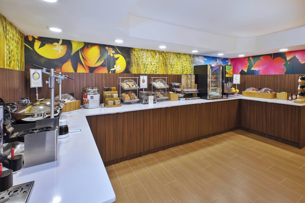 Fairfield by Marriott Inn & Suites Herndon Reston - photo 23