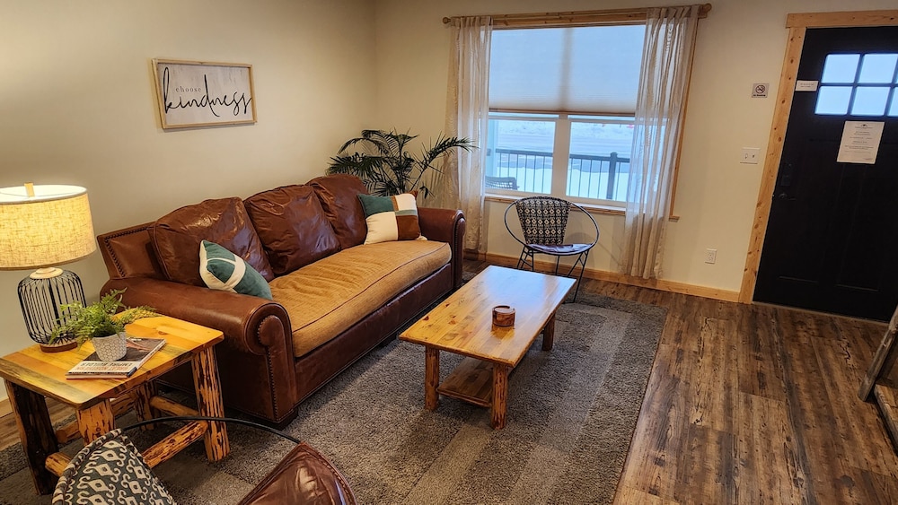 Beargrass Lodging and RV Resort - photo 81