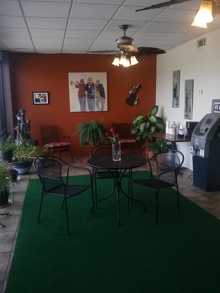Nola Goula Inn & Suites - photo 4