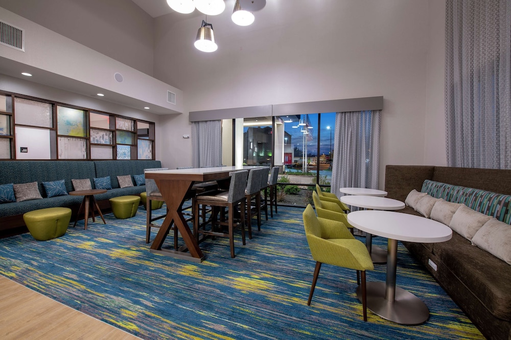 Hampton Inn & Suites Duncanville Dallas - photo 3