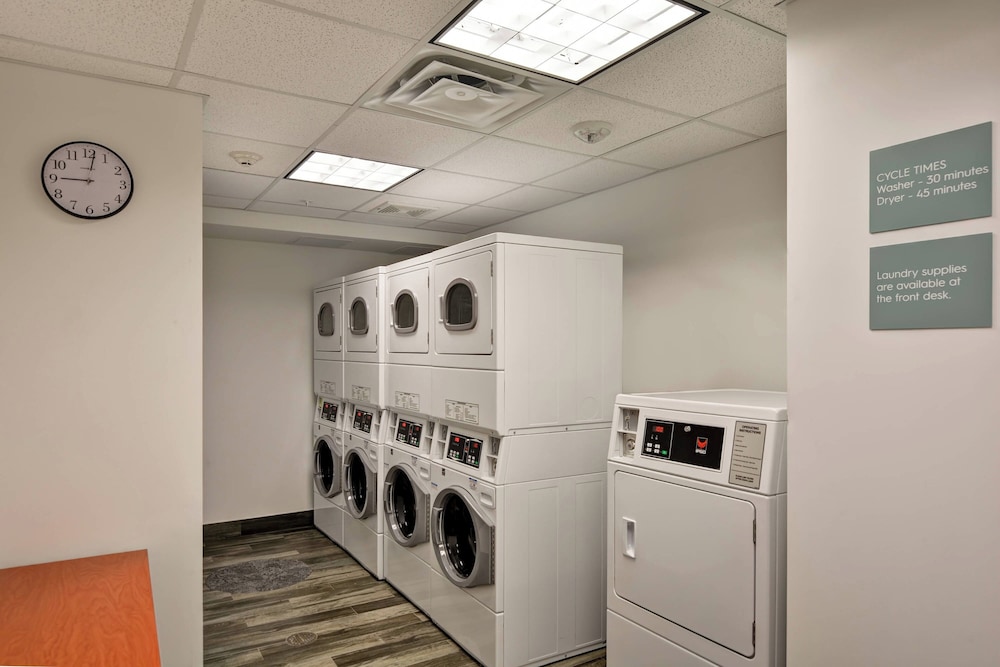 TownePlace Suites by Marriott Miami Airport - photo 36
